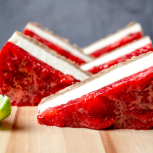 Valentýnský jahodový cheesecake